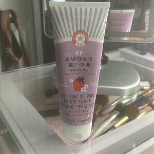KP bump Eraser body scrub (never used package is still sealed)